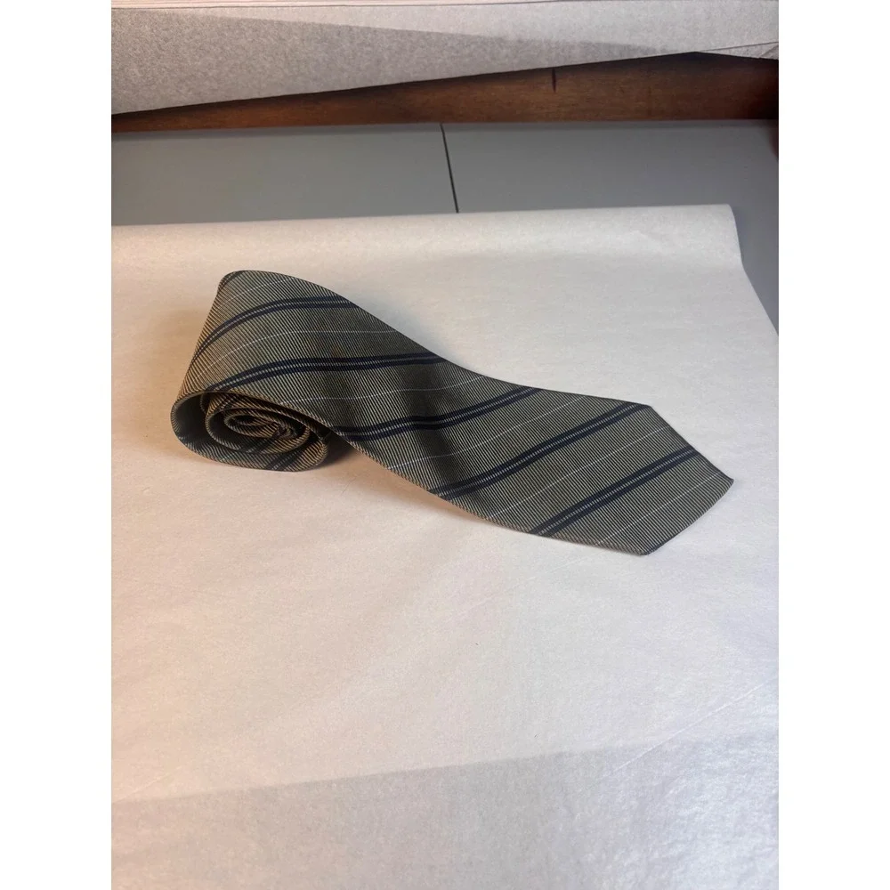 Jos A. Bank Repp Tie Olive Green Navy‎ Blue Silk Stripes 59 x 3.75